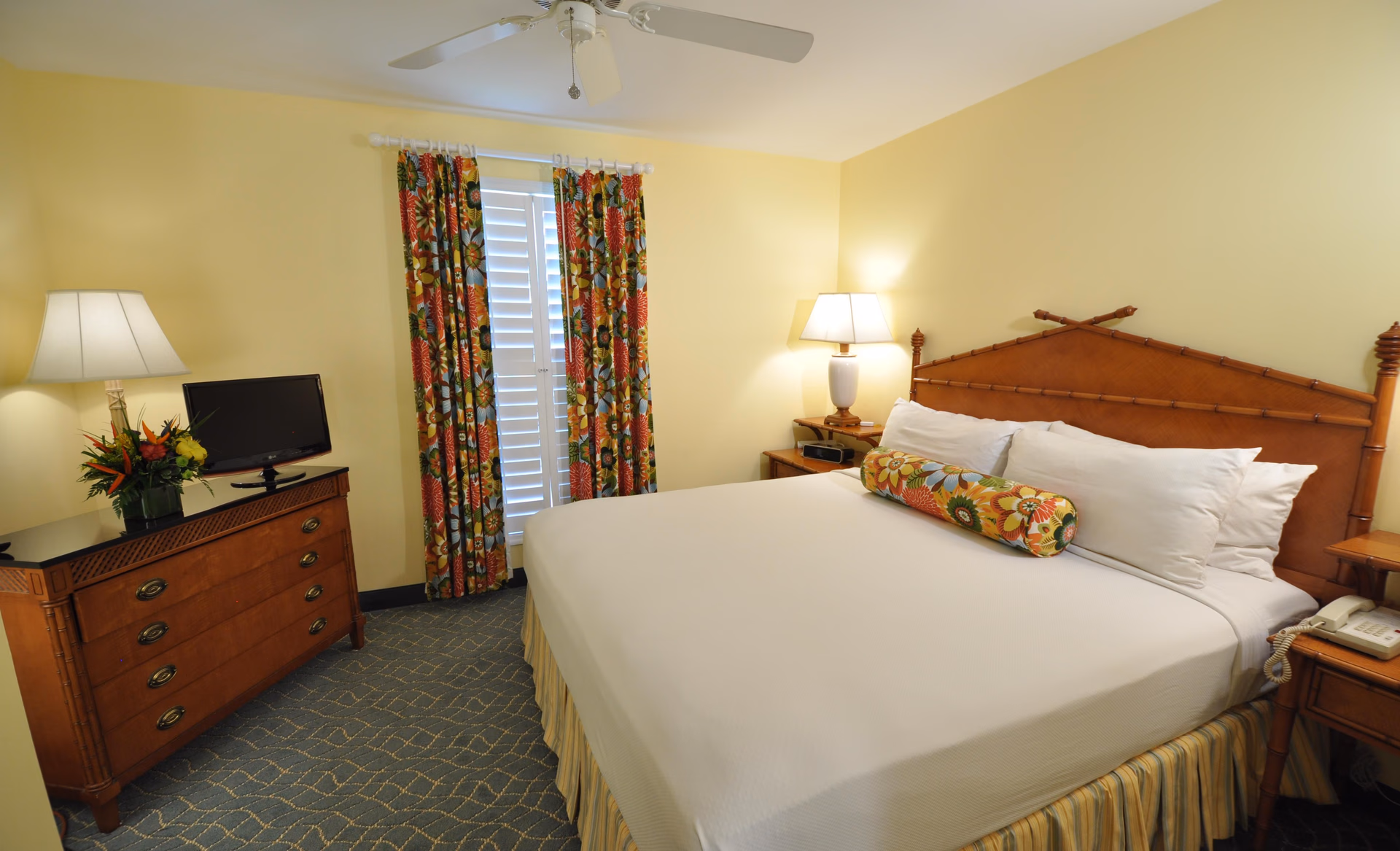 Sunshine Suites Resort2