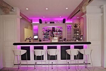 Hotel Maho Rive droite2