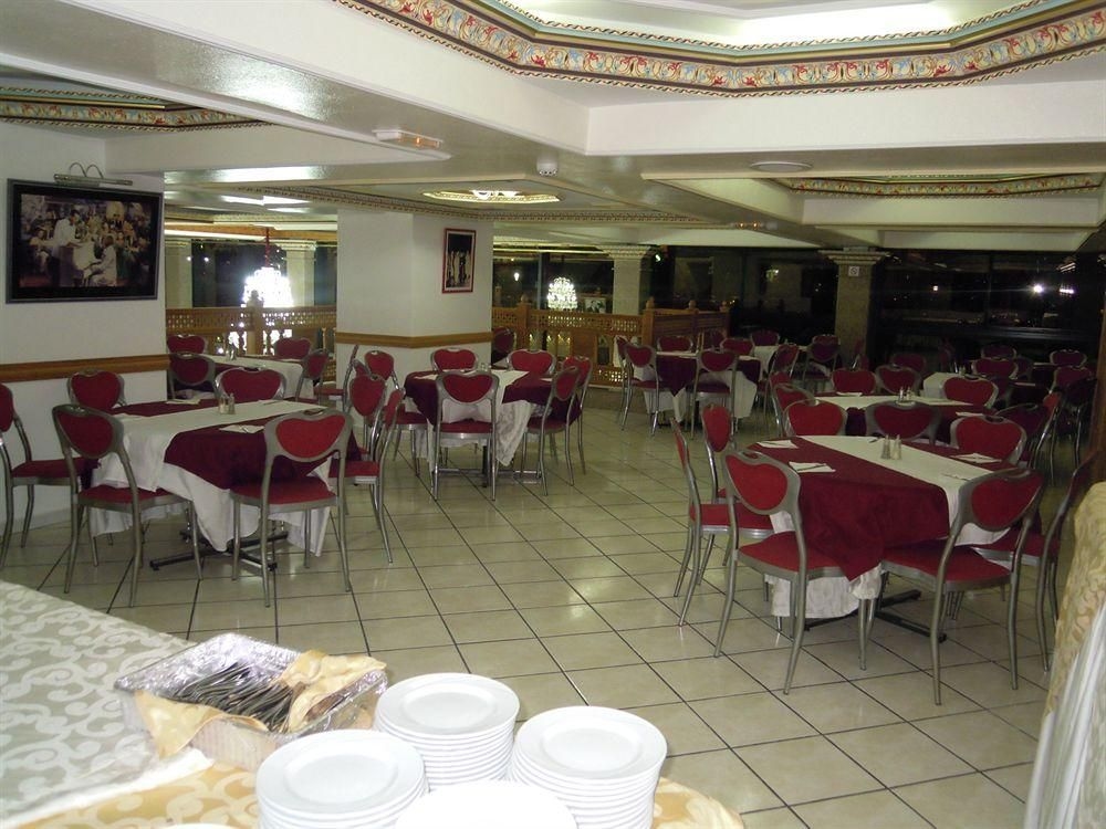 Majliss Hotel2