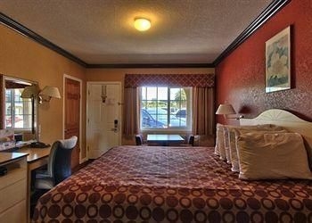 Rodeway Inn Capitol0