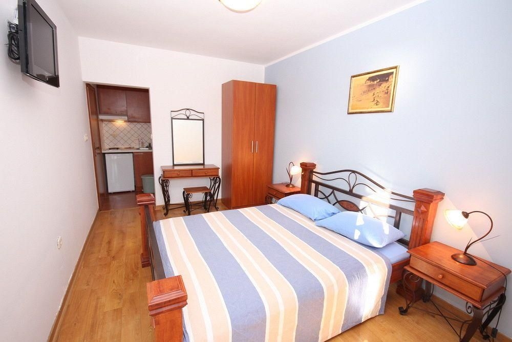 Medin Apartments4
