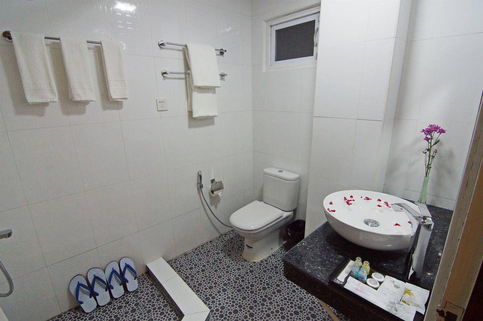 Royal Pearl Hotel4