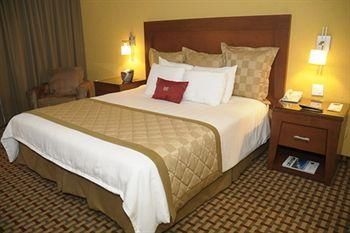 Crowne Plaza Mexicali2