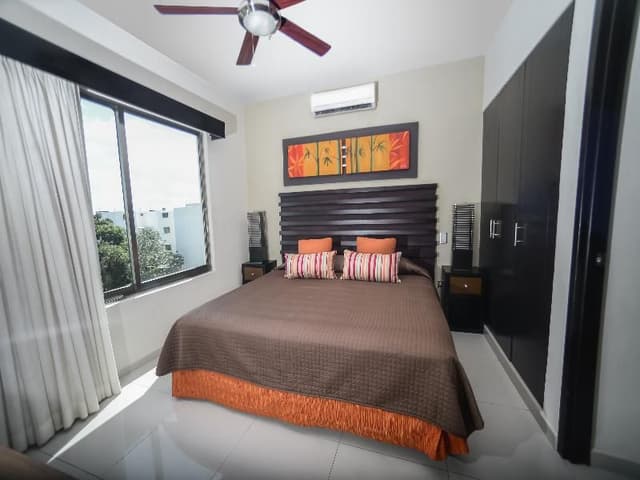 DOUBLE ONE BEDROOM