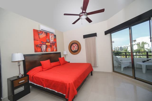 DOUBLE ONE BEDROOM