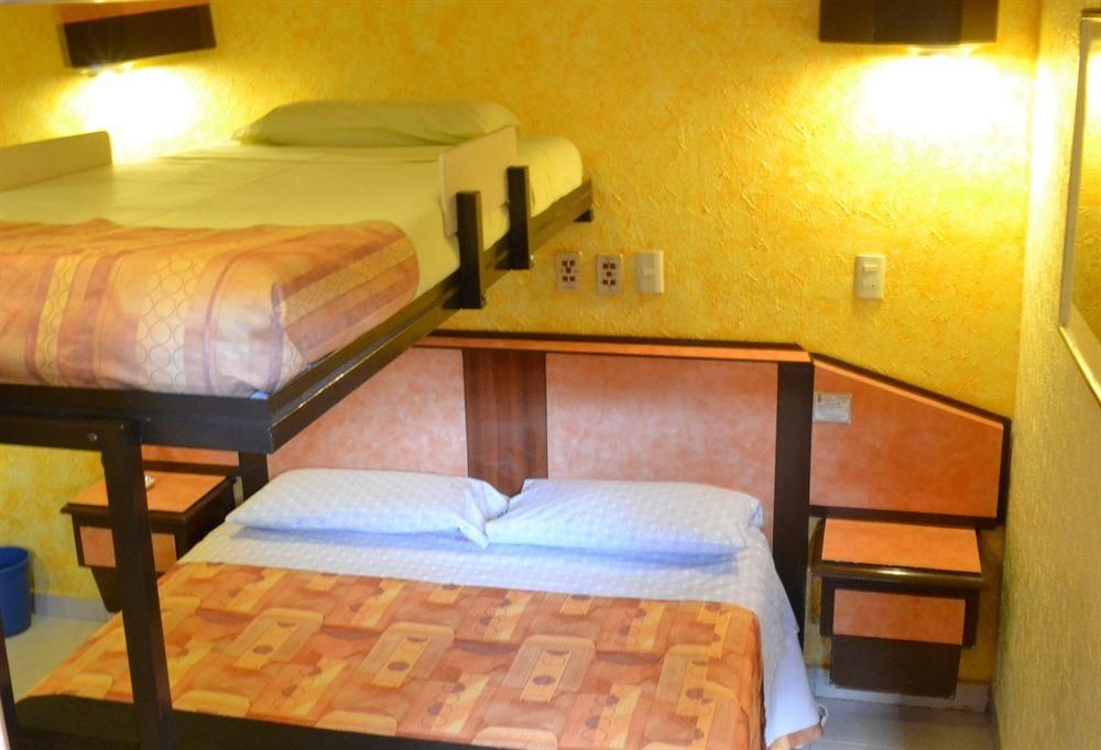Valencia Hotel1
