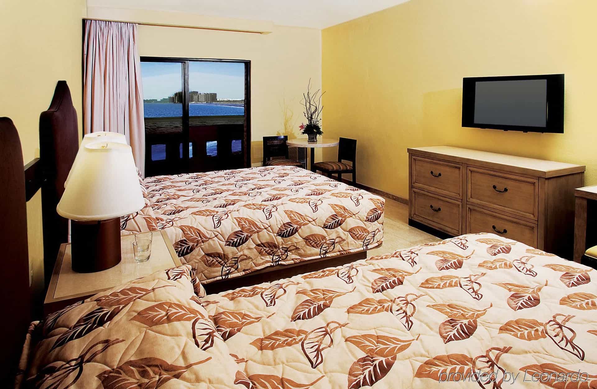 Penasco del Sol Hotel and Conference Center