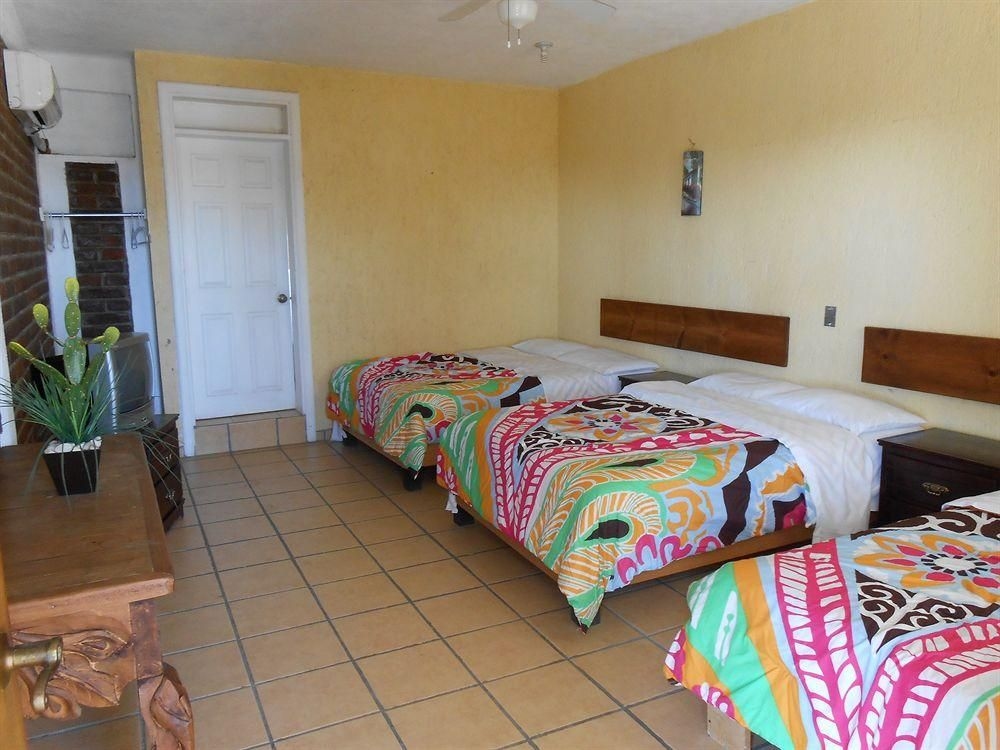 Baja's Cactus Hostel3