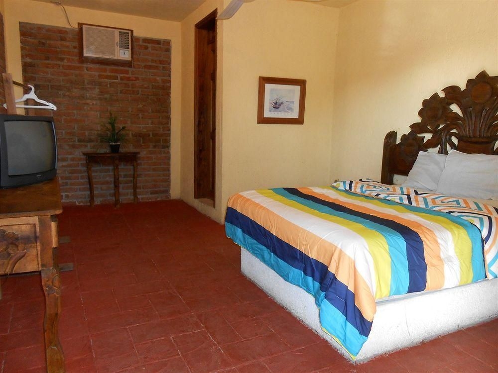 Baja's Cactus Hostel1