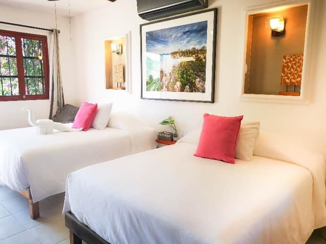 JUNIOR SUITE TWO BEDS