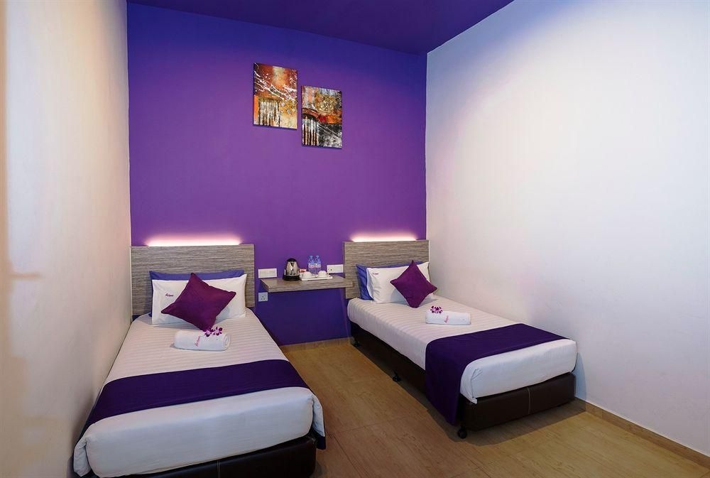 HereHotel.com3