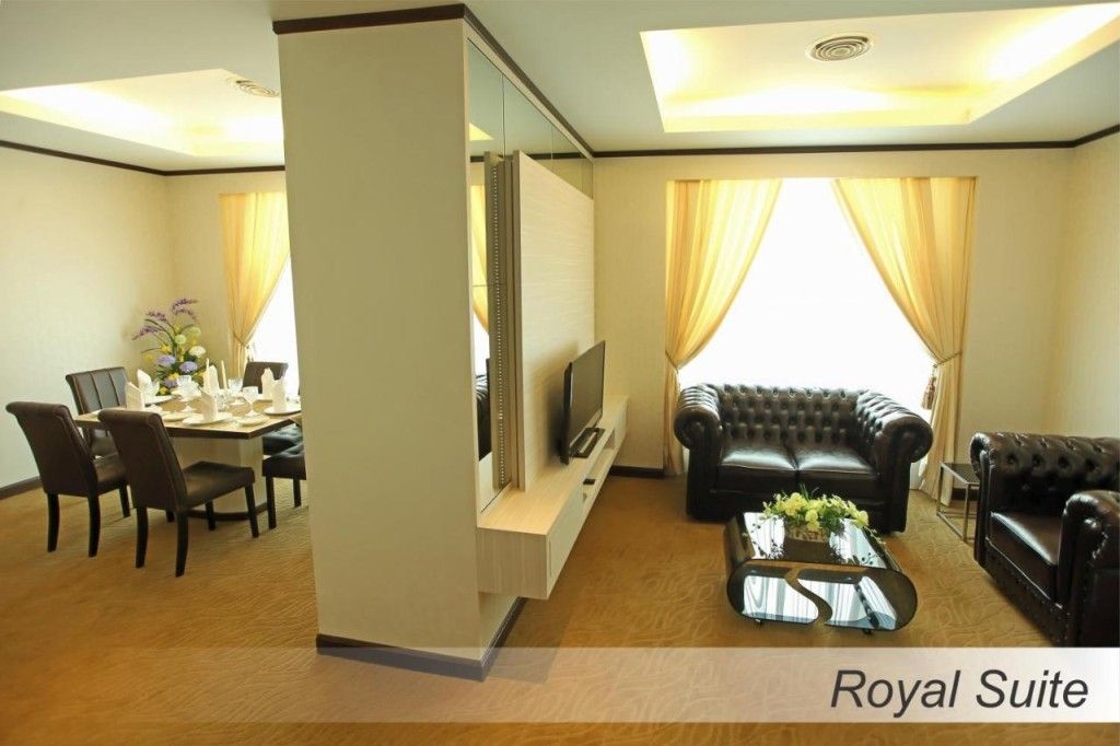 คาซัวรีนาแอทเมรู โฮเต็ล (Casuarina@Meru)0
