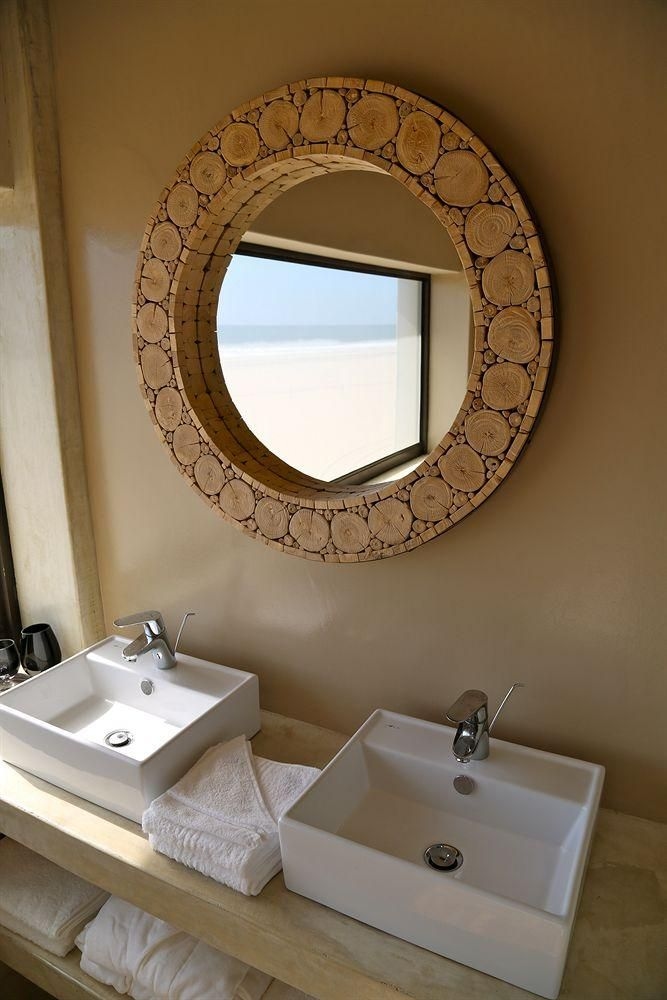Pelican Point Lodge4