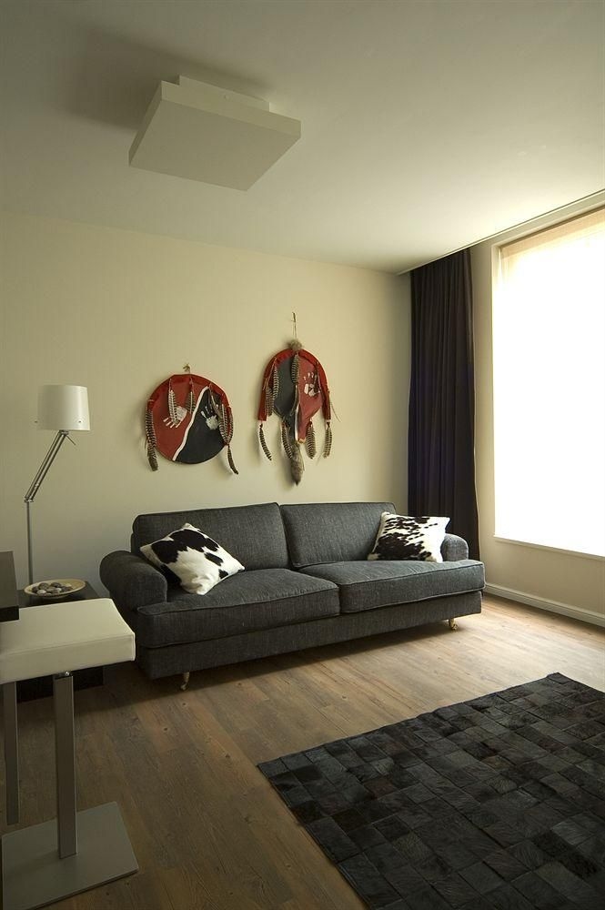 A Small Hotel3