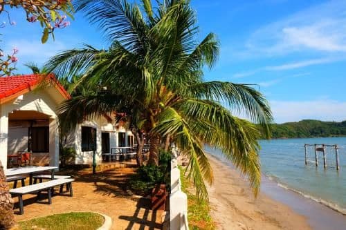 Bungalow with Sea View