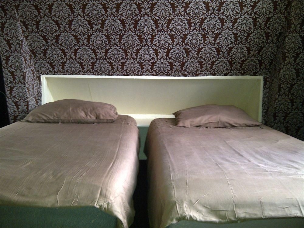 Maggy's Guest House3