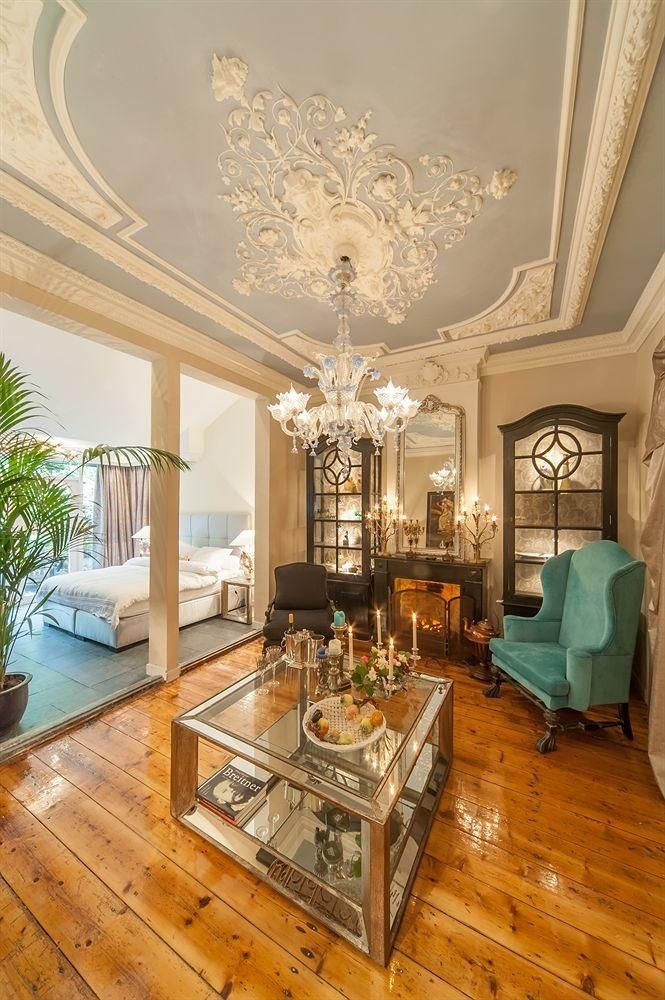 Breitner House0