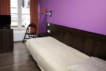 Damrak-Inn0