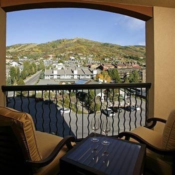 Highmark Steamboat Luxury Condominiums1