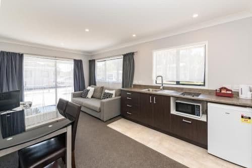 Comfort Two-Bedroom Apartment - Disability Access