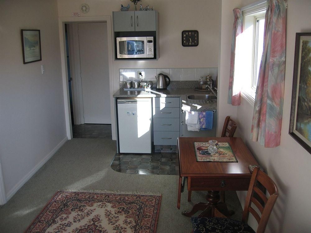Austin Heights Scenic Bed & Breakfast4