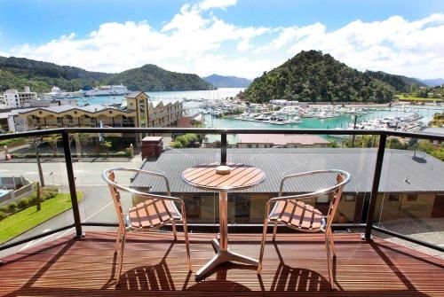 ฮาร์เบอร์วิว โมเต็ล (Harbour View Motel)2