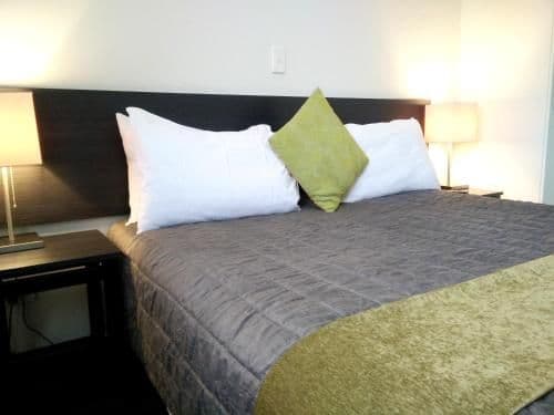Two-Bedroom Apartment with Spa Bath