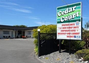 Cedar Court Motel3
