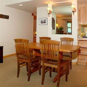 Ski Trail Condominiums2