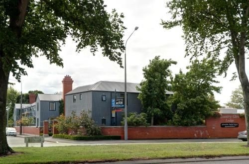 คันทรี่ เกล็น ลอดจ์ (Country Glen Lodge)4
