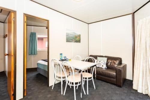 Two-Bedroom Apartment - Kozy Kiwi