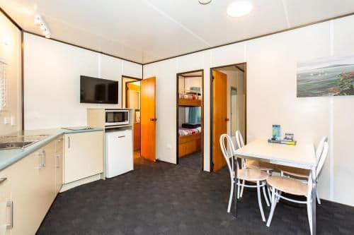 Two-Bedroom Apartment - Kozy Kiwi