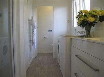 Flaxmill Bay Motel4