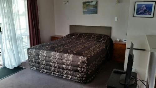 Twin Studio