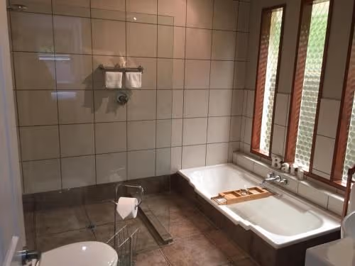 Twin Room with Private Bathroom