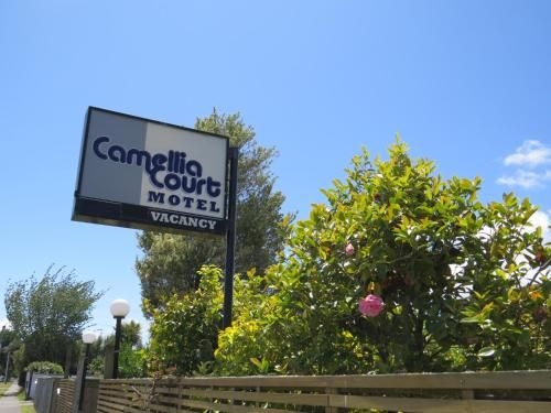Camellia Court Family Motel0