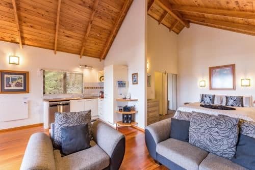 The Palms - King Studio with Spa Bath