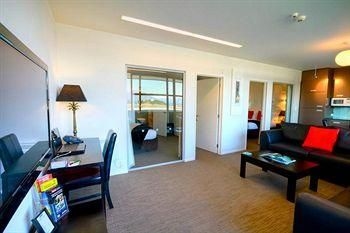 Alpine Apartments3