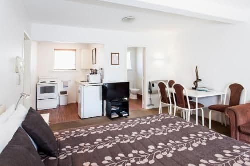 One-Bedroom Family Apartment