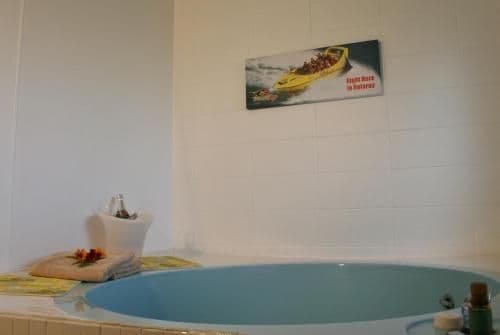 Queen Studio with Spa