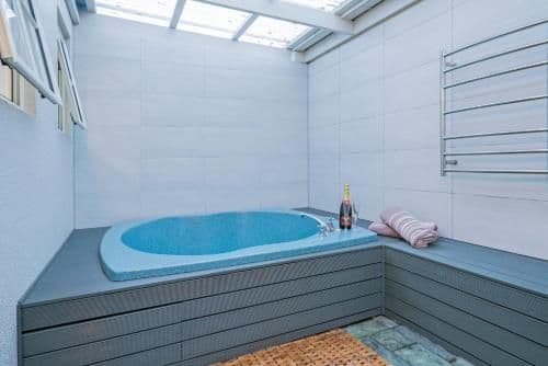 Executive One-Bedroom Suite