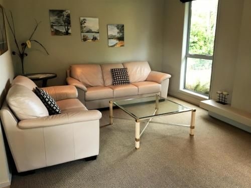 Fiordland Lakeview Motel and Apartments1