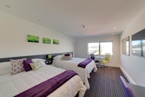 เดอะ ดีวอน โฮเต็ล & คอนเฟอเรนท์ เซนทรี่ (The Devon Hotel & Conference Centre)4