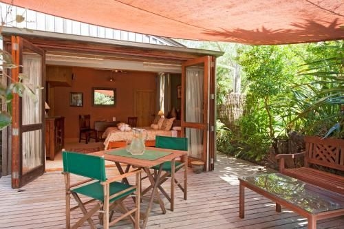 Orongo Bay Homestead3
