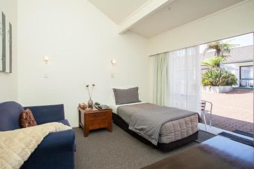 Premier One-Bedroom Apartment