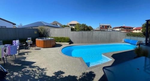 เลค เทาโป มอเตอร์ อินน์ (Lake Taupo Motor Inn)3