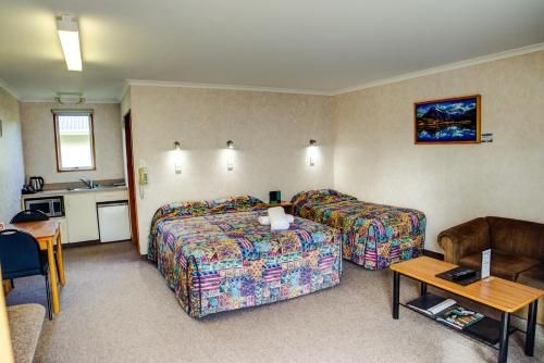 พาร์คแลนด์ส โมเทล แอนด์ อพาร์ตเมนต์ส เท อานาว (Parklands Motel & Apartments Te Anau)1