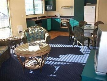 Calais Mount Resort Luxury Apartments1