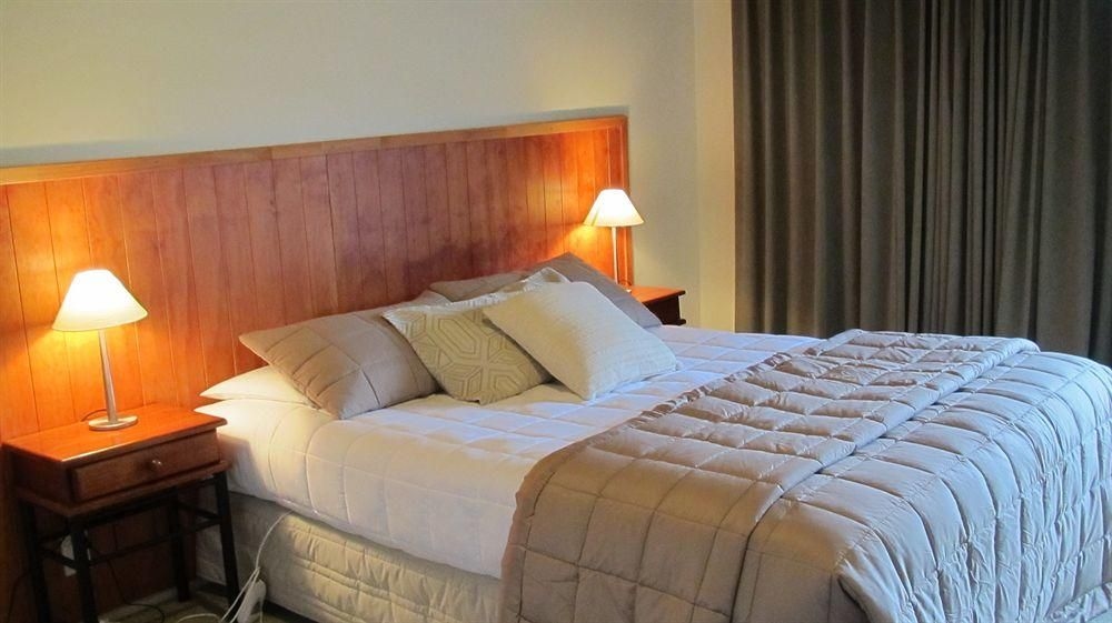 Adventure Lodge & Motel and Tongariro Crossing Track Transport1
