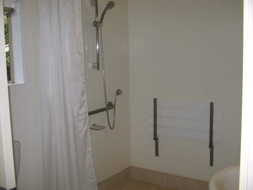 Shortland Court Motel4